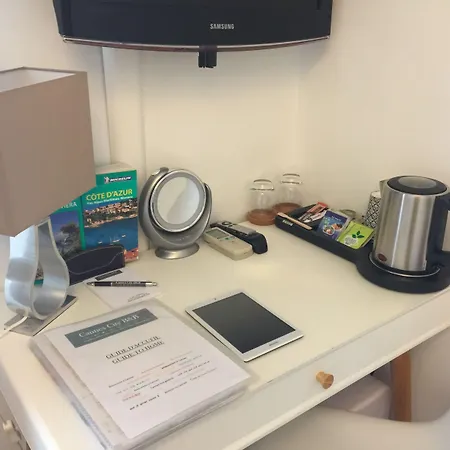 Cannes City B&B-2